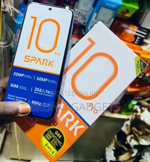New Tecno Spark 10 Pro 256 GB Blue