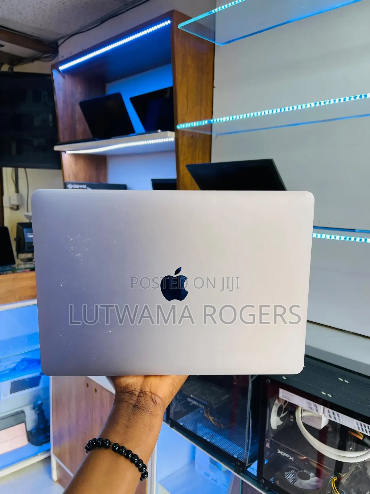 Laptop Apple MacBook Pro 8GB Intel Core i5 SSD 128GB