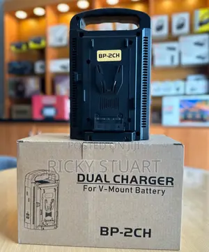 Dual Charger for v-Mount Battery