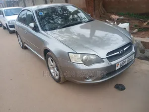 Subaru Legacy 2010 Silver