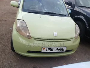 Toyota Passo 2009 Yellow