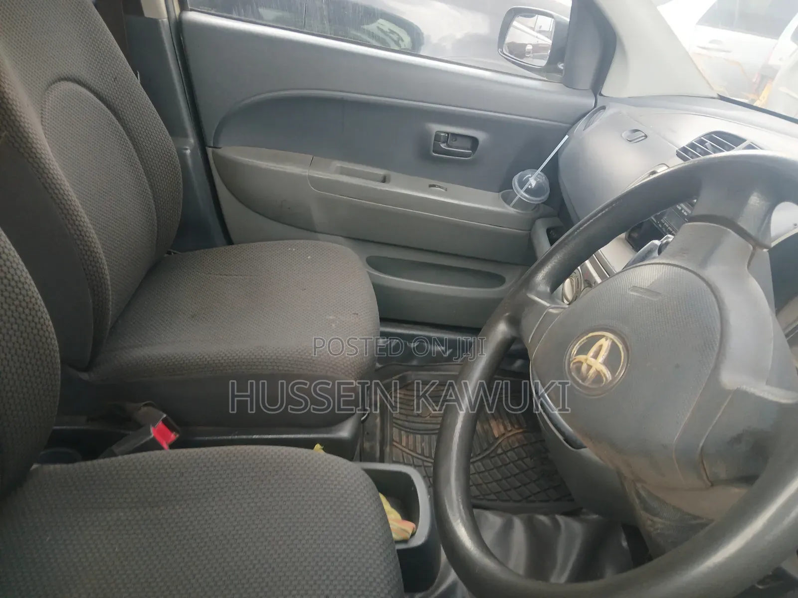 Toyota Passo 2009 Yellow