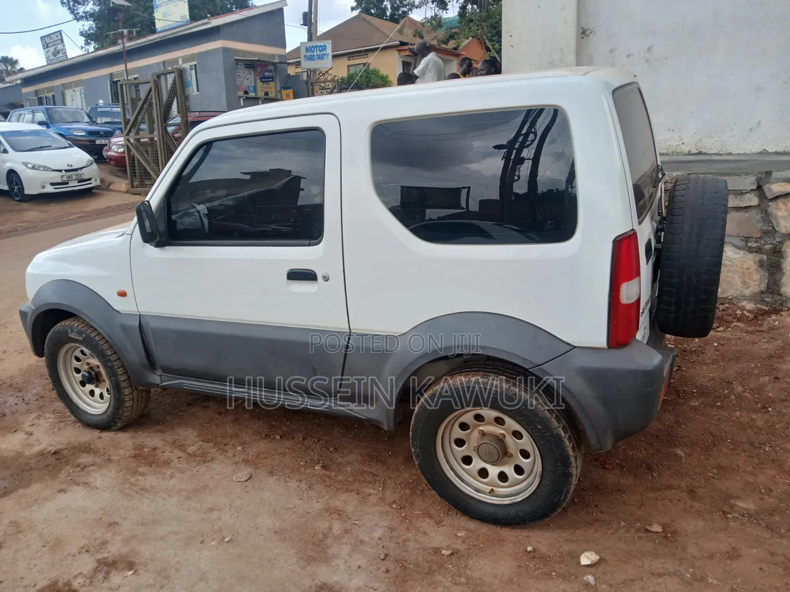 Suzuki Jimny 2000 White