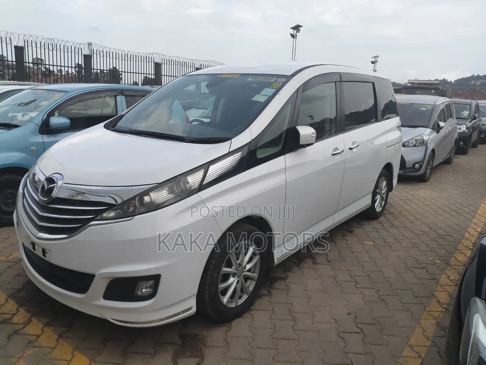 Mazda Biante 2013 White