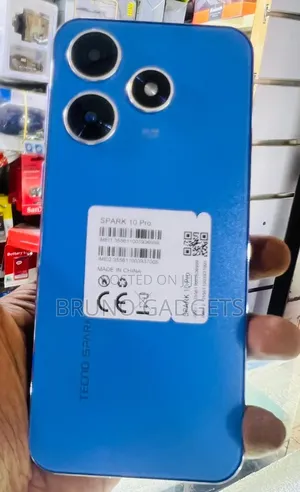 New Tecno Spark 10 Pro 256 GB Blue