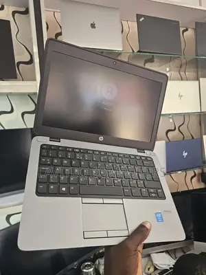 Laptop HP EliteBook 820 G2 8GB Intel Core i5 HDD 500GB