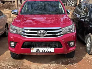 Toyota Hilux 2018 Red