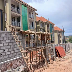 8bdrm Block of Flats in Muyenga Heights, Central Division for sale