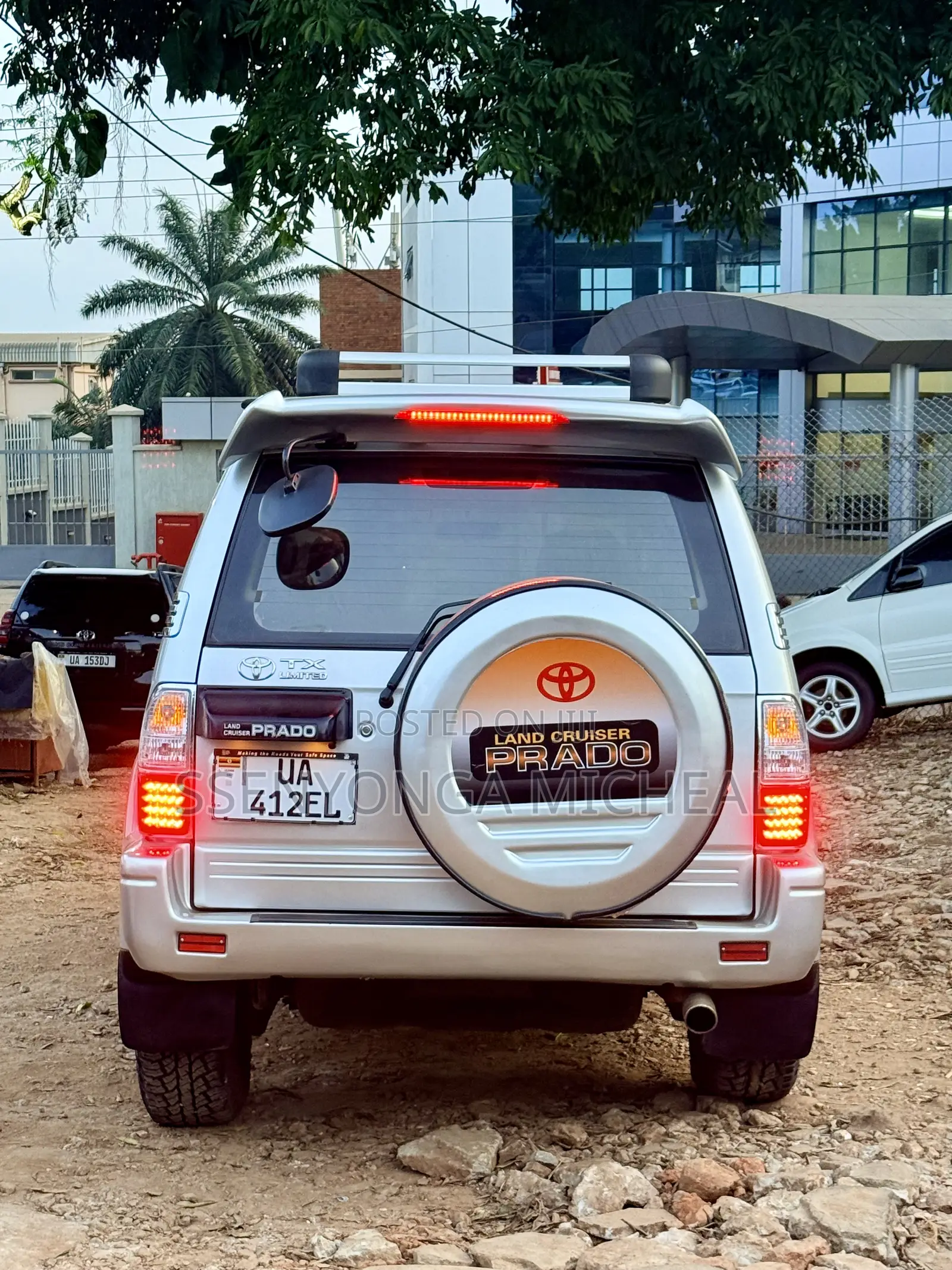 Toyota Land Cruiser Prado 2000 Silver