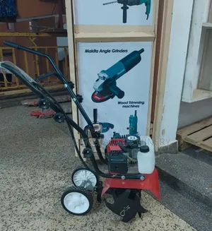 Mini/Walking Tiller/Tractor Gasoline/Petrol Powered 2 Stroke