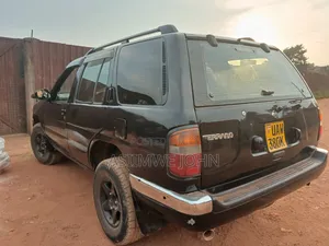 Nissan Terrano 2002 Black