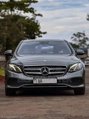 Mercedes-Benz E200 2017 Gray
