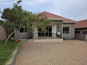 3bdrm House in Division A for sale