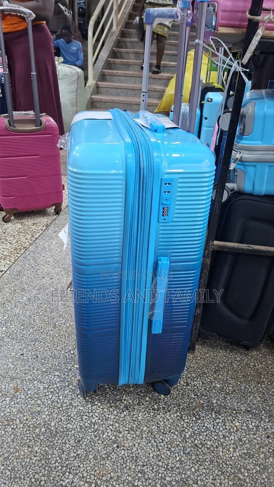 Brand New Traveling Bag Large Size