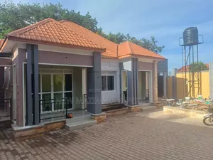 3bdrm Bungalow in Buziga Konge, Central Division for sale