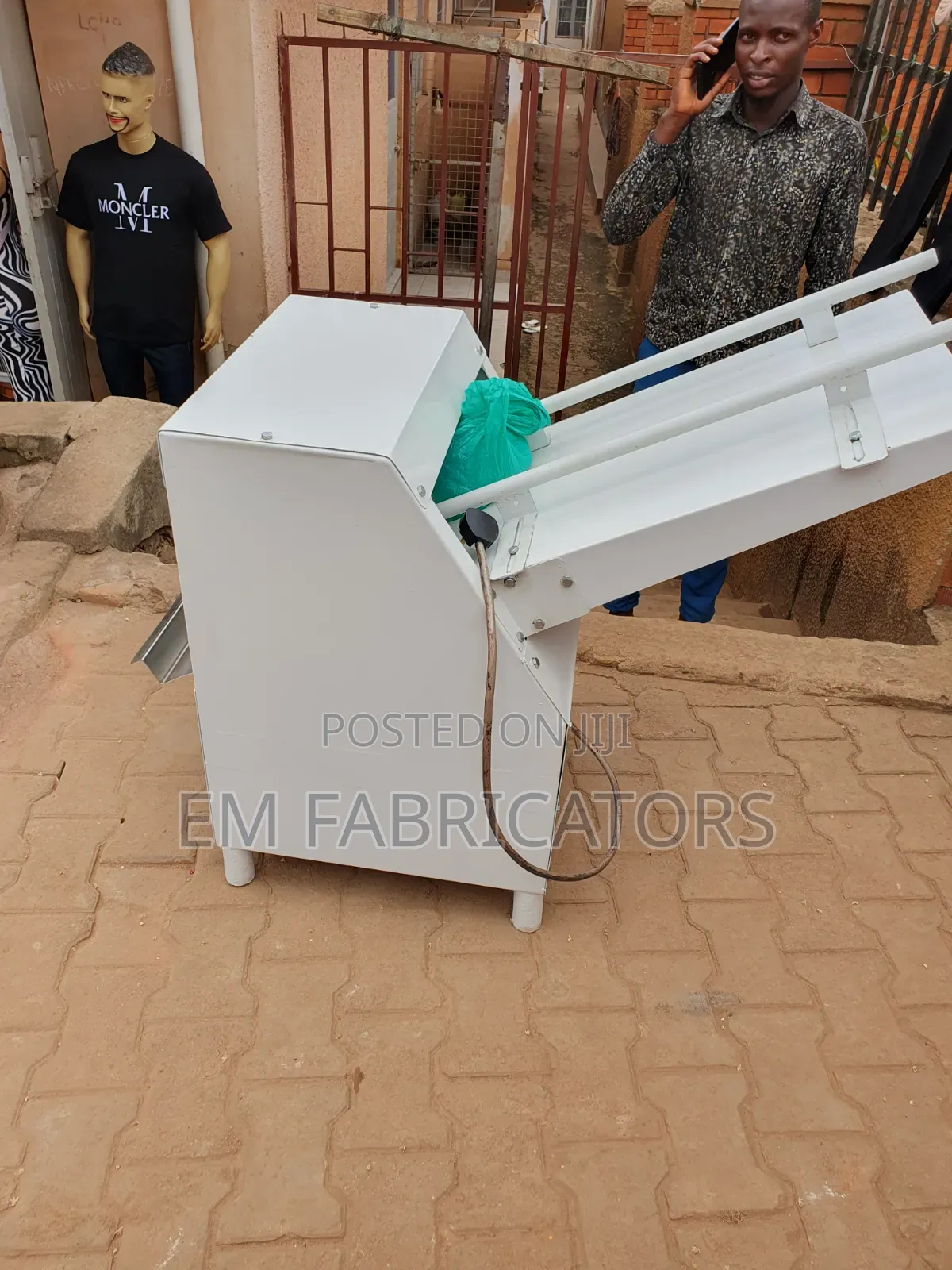 Bread Slicer Machine
