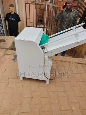 Bread Slicer Machine