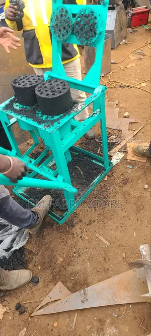 Briquettes Making Machine.( Honey Comb Manual)