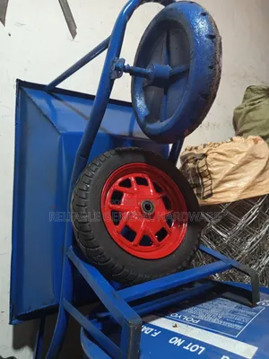 Wheelbarrow With Heavy Duty Spare Tyre