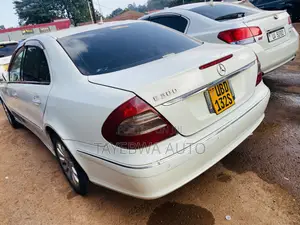 Mercedes-Benz E300 2004 White