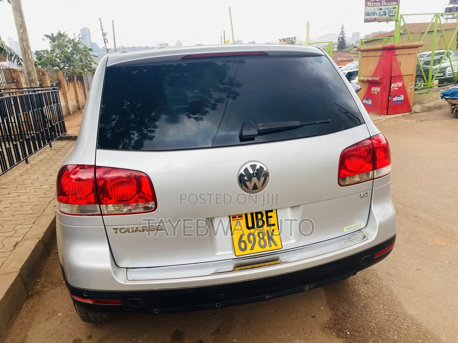 Volkswagen Touareg 2012 Silver