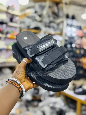 Unisex Black Platform Sandals
