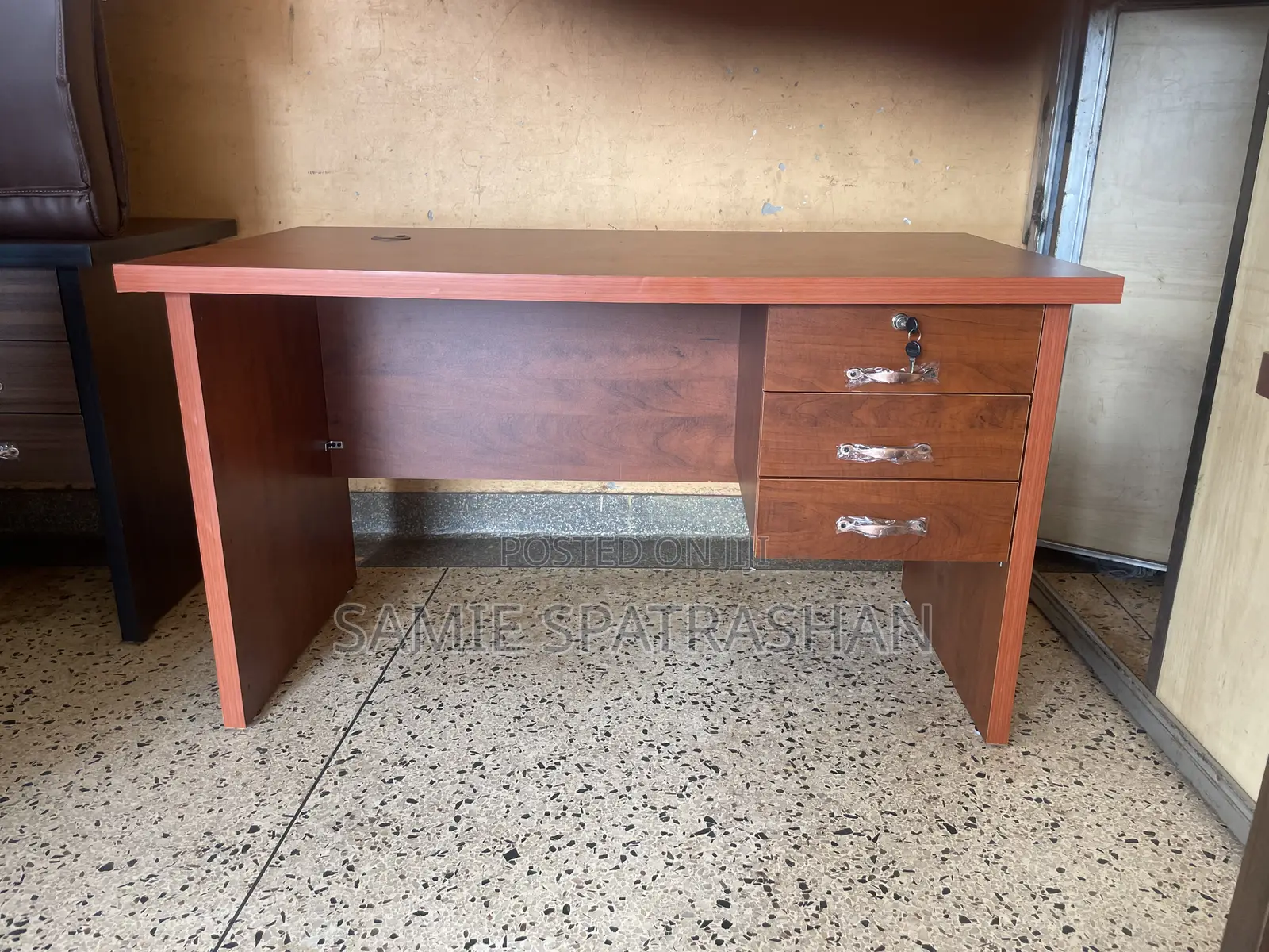 Rectangular Office Table