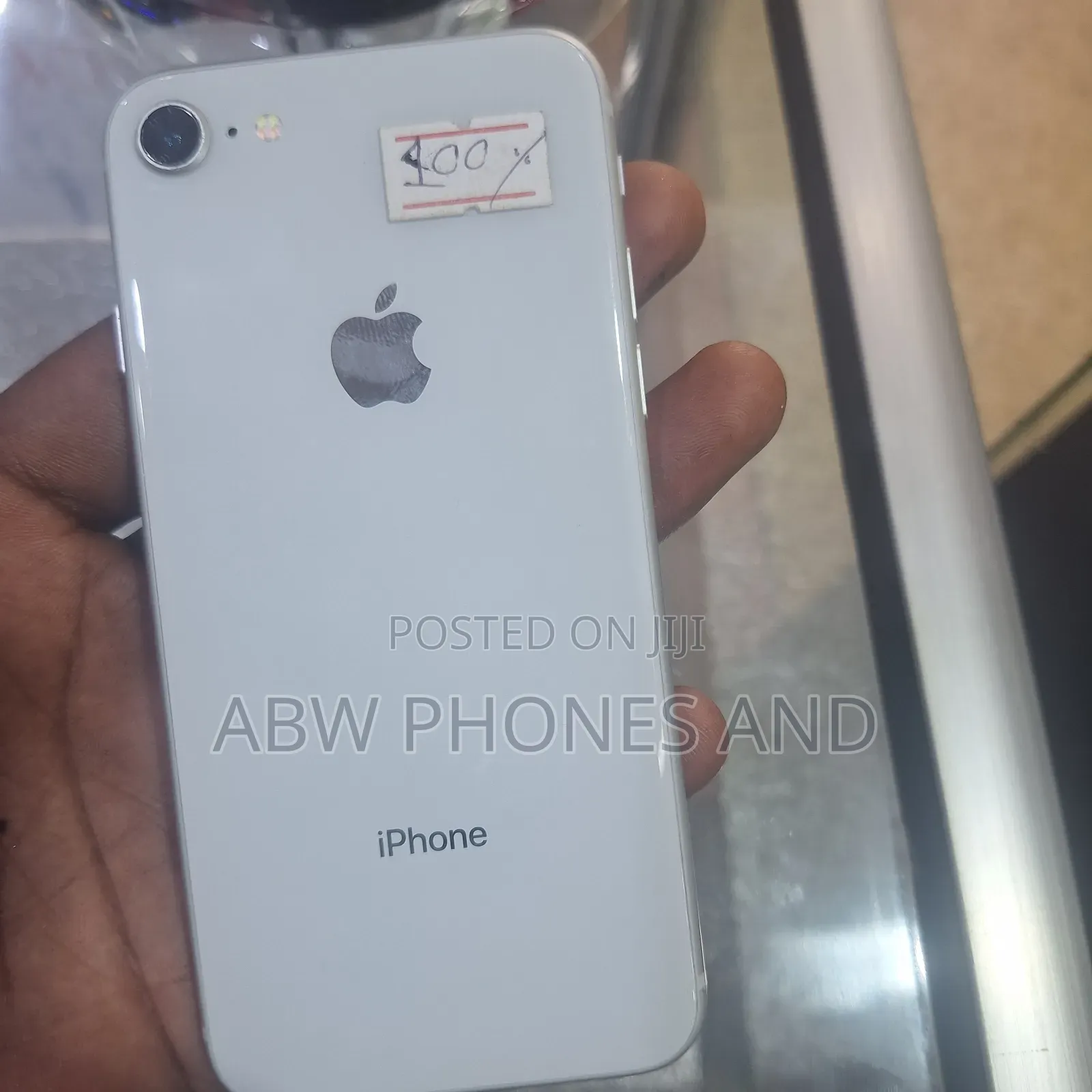 Apple iPhone 8 64 GB White
