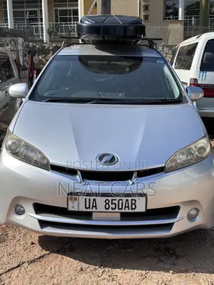 Toyota Wish 2012 Silver