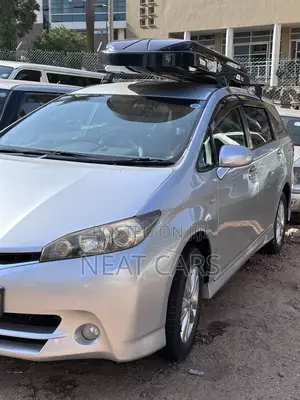 Toyota Wish 2012 Silver