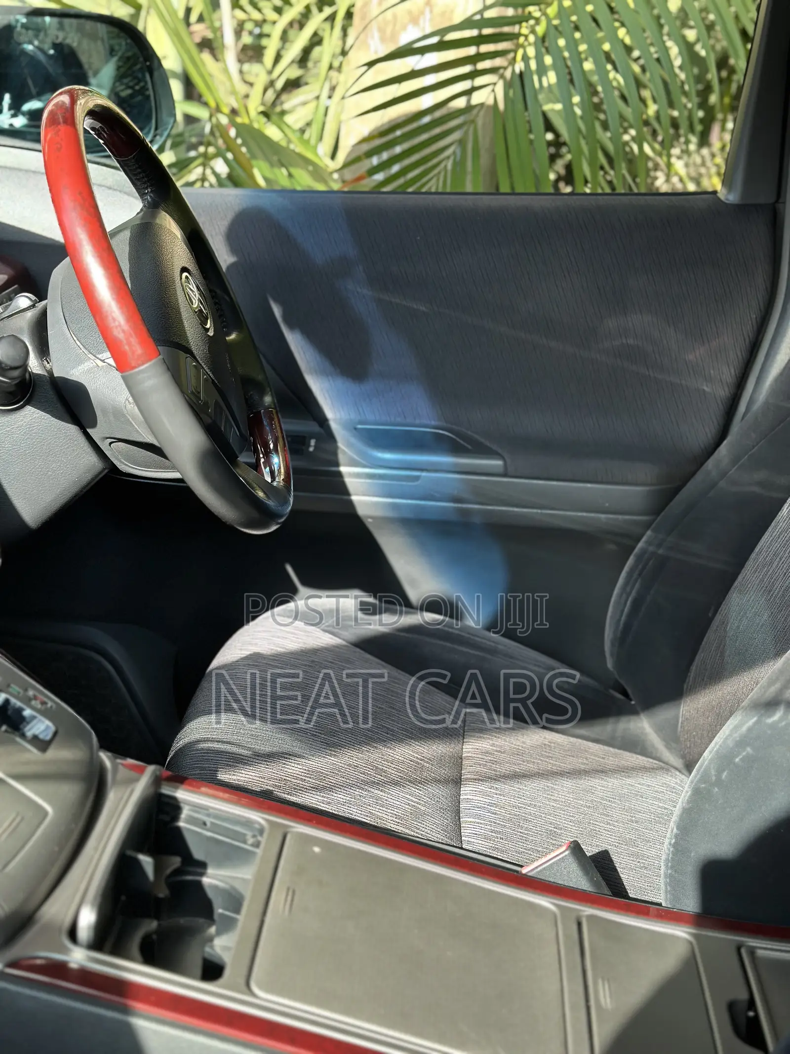 Toyota Alphard 2011 Silver