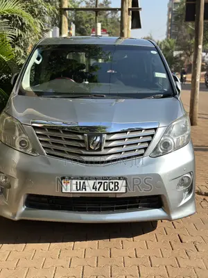Toyota Alphard 2011 Silver