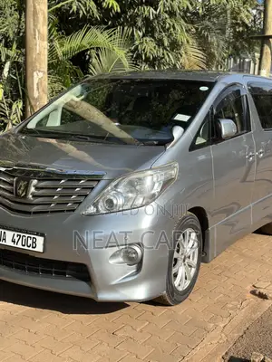 Toyota Alphard 2011 Silver