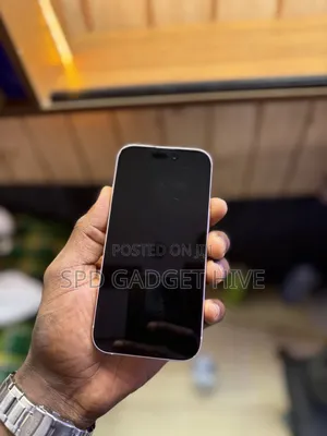 Apple iPhone 15 128 GB Pink