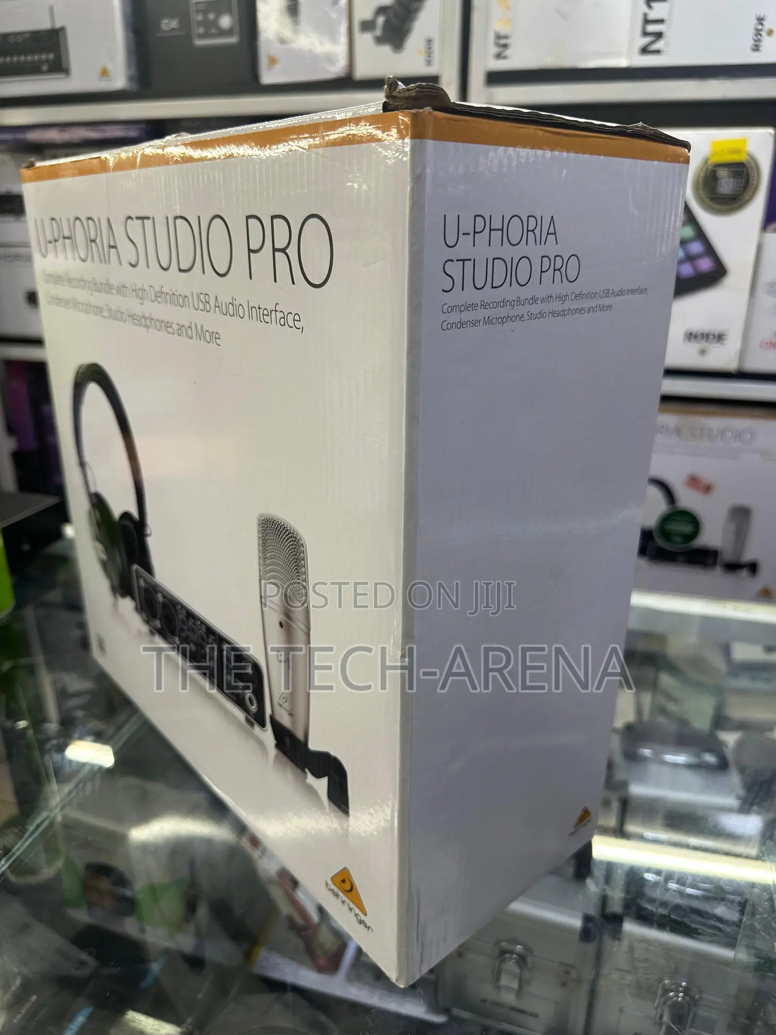 Behringer U-Phoria Studio Pro Recording Bundle