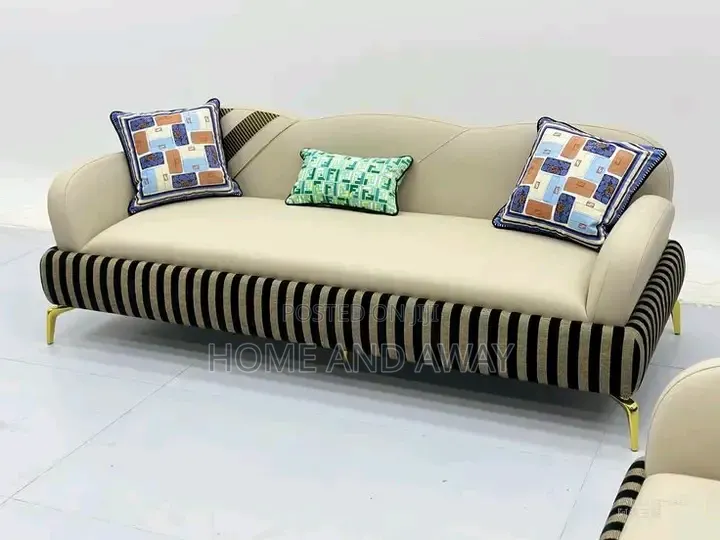 5 Seaters Kasamoto Sofa Sets Any Colour 1,800,000/- With Free Delivery