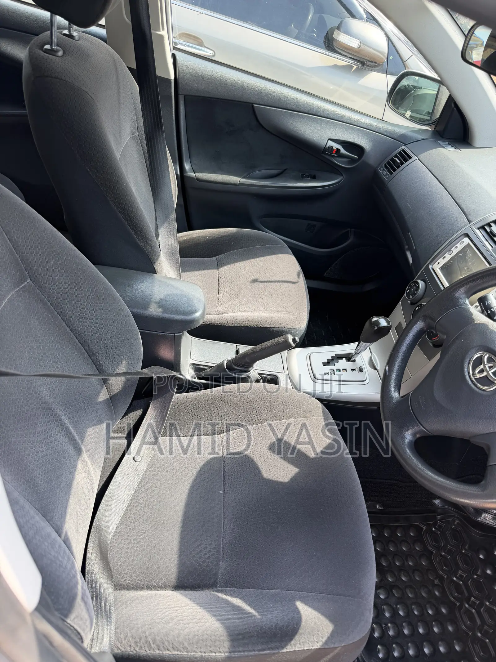 Toyota Corolla Fielder 2010 Silver