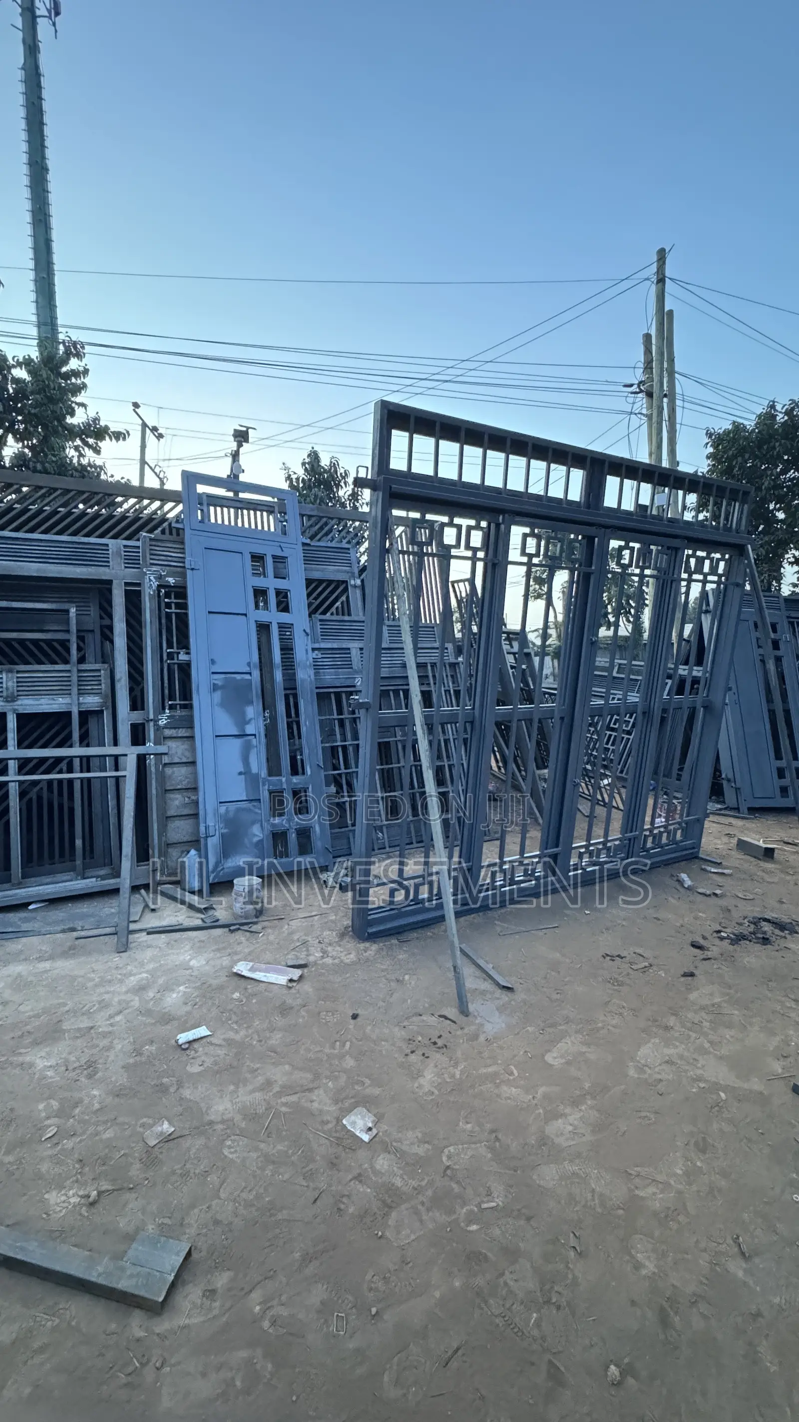 Sliding Main Door (76)