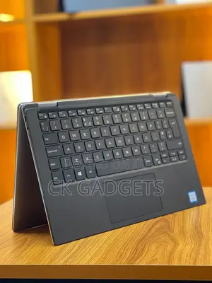 New Laptop Dell XPS 13 (9365) 8GB Intel Core i7 SSD 512GB