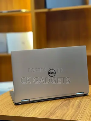 New Laptop Dell XPS 13 (9365) 8GB Intel Core i7 SSD 512GB