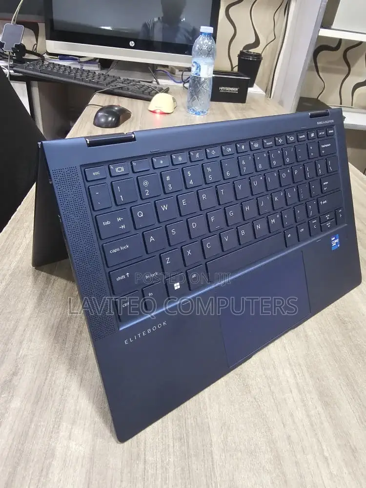 Laptop HP Dragonfly G2 16GB Intel Core i5 SSD 512GB