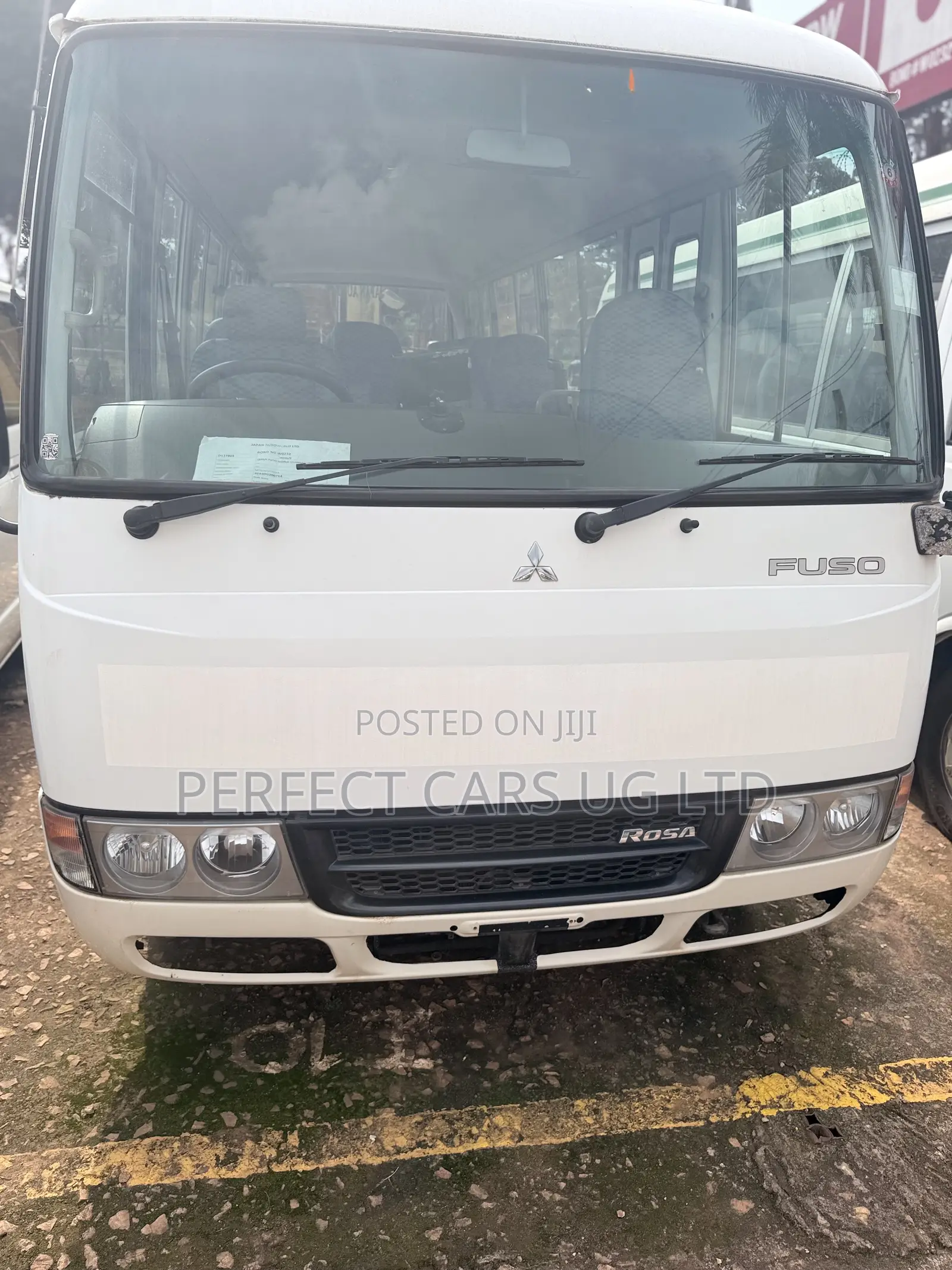 Mitsubishi Fuso Rosa 2014 White