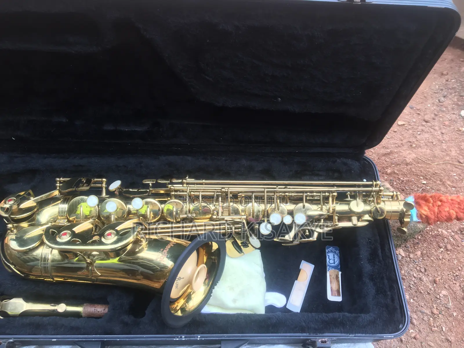 Cecilio by Mendini Alto Saxophone –Great Student Model – Ready to Play