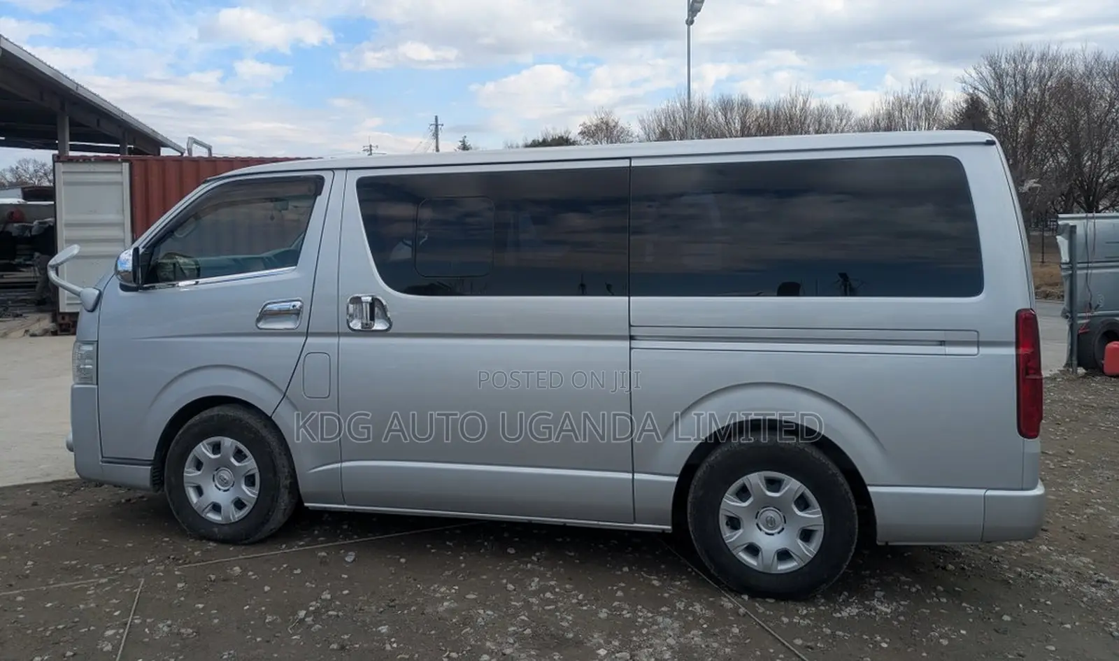 Toyota HiAce 2014 Silver
