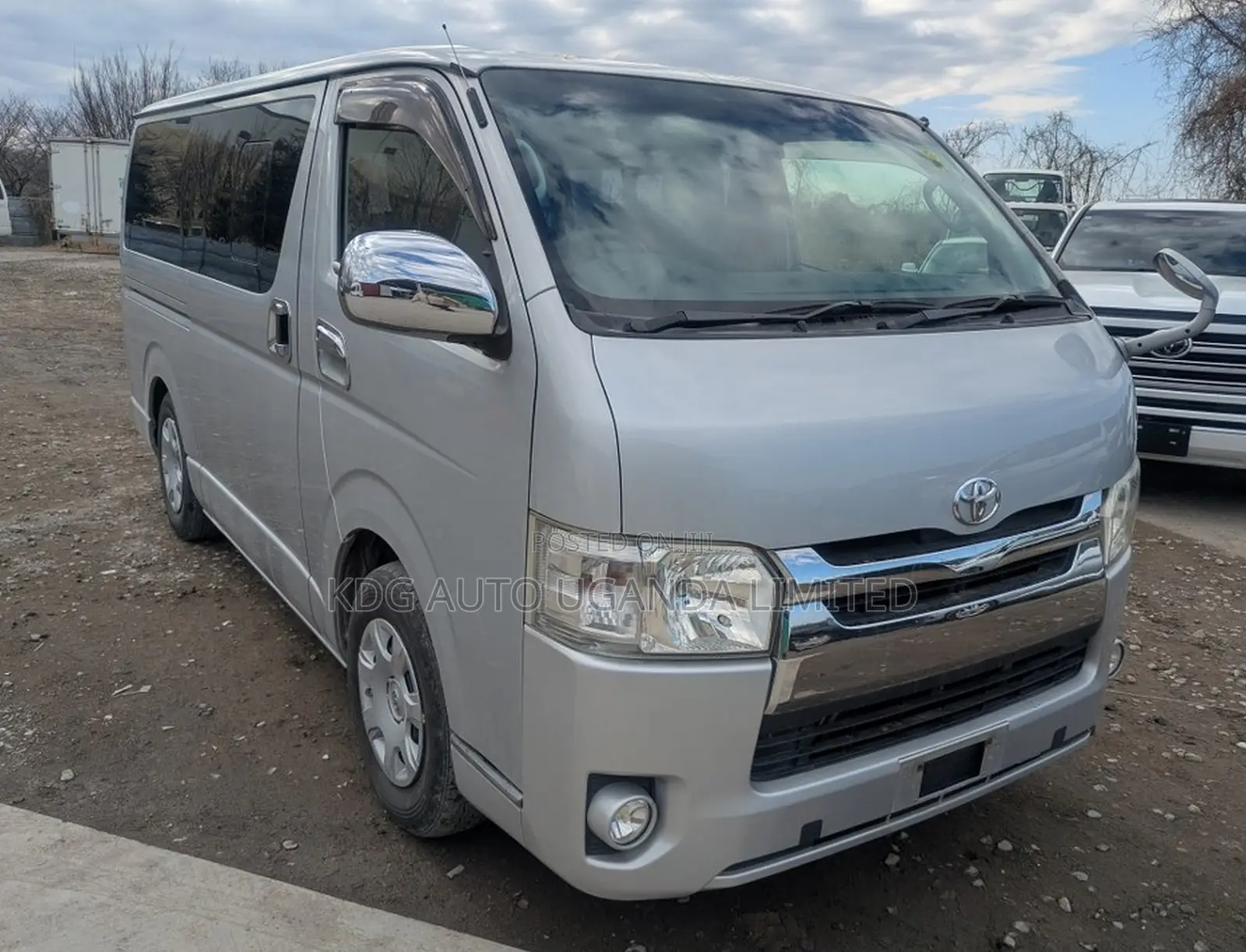 Toyota HiAce 2014 Silver