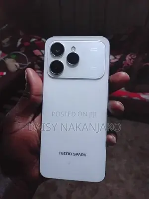 New Tecno Spark 40 128 GB White