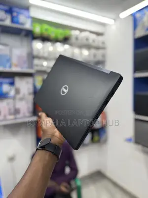 Laptop Dell Latitude 7390 8GB Intel Core i7 SSD 512GB