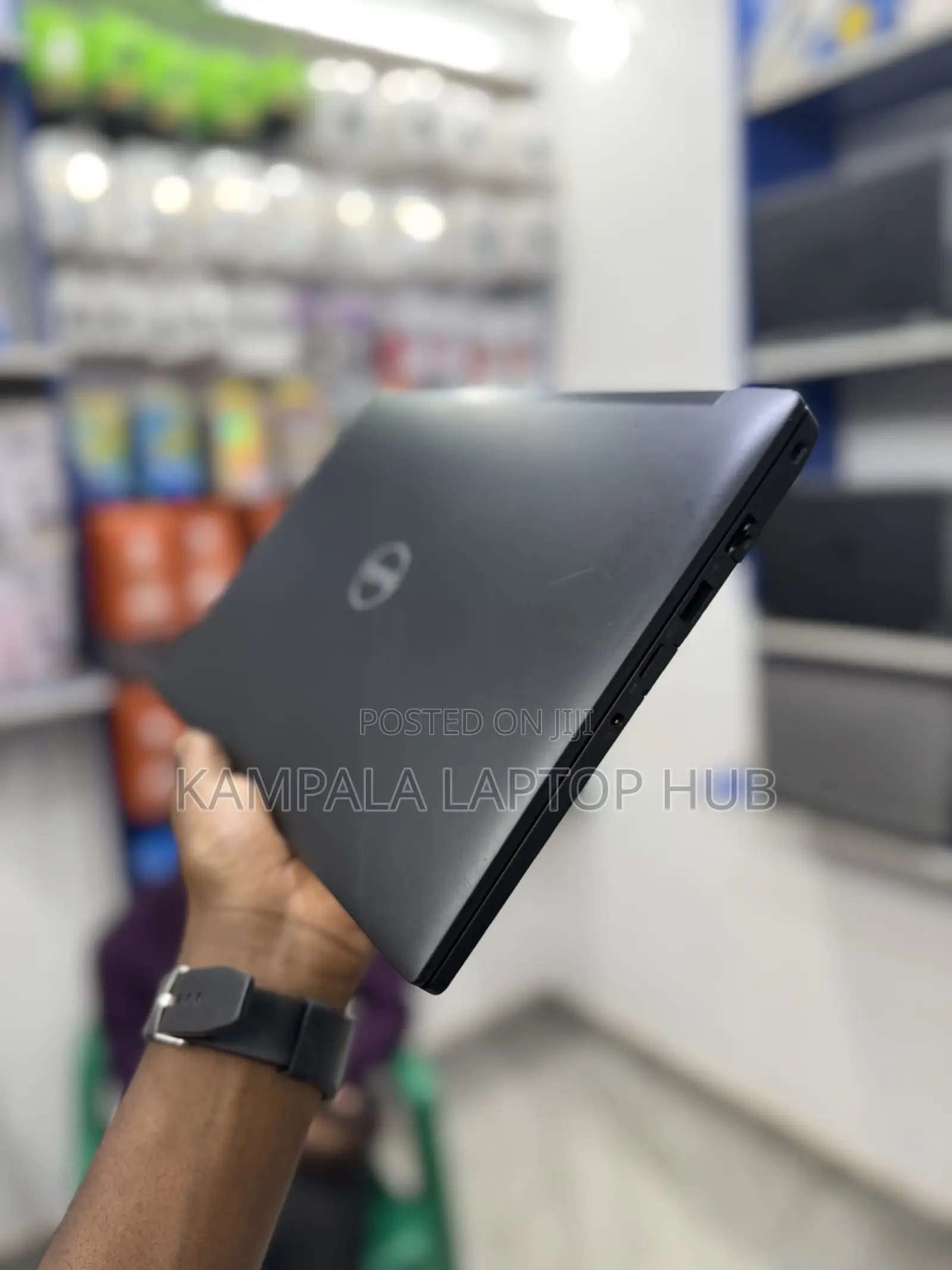 Laptop Dell Latitude 7390 8GB Intel Core i7 SSD 512GB