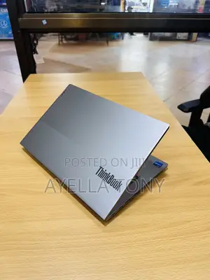 New Laptop Lenovo ThinkBook 14s Gen 2 8GB Intel Core i7 SSD 512GB