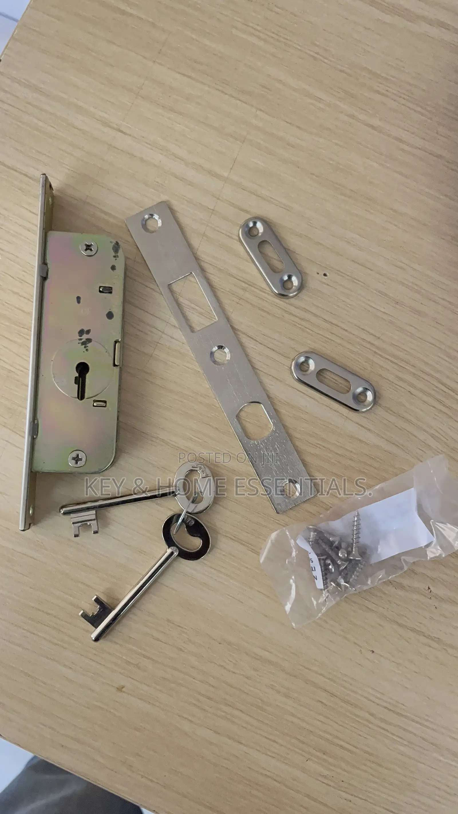 Godrej 4-Lever Hook Bolt Lock – Heavy Duty Security for Sliding Doors